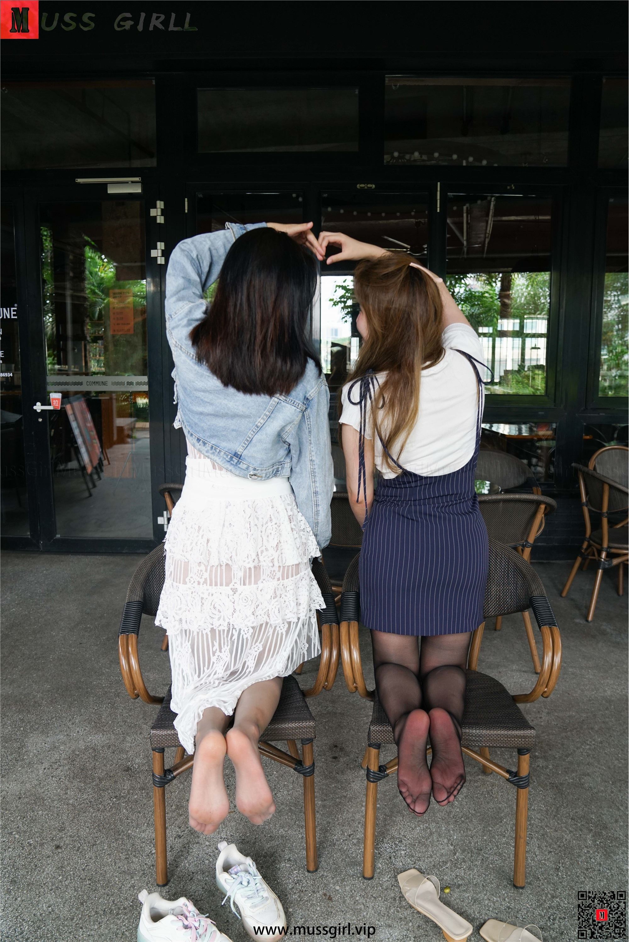 MussGirl慕丝女郎  NO.220 双人肉丝黑丝短裙